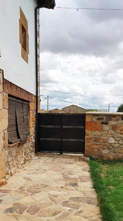 Casa Del Medio Villa Fuentecantos Екстериор снимка